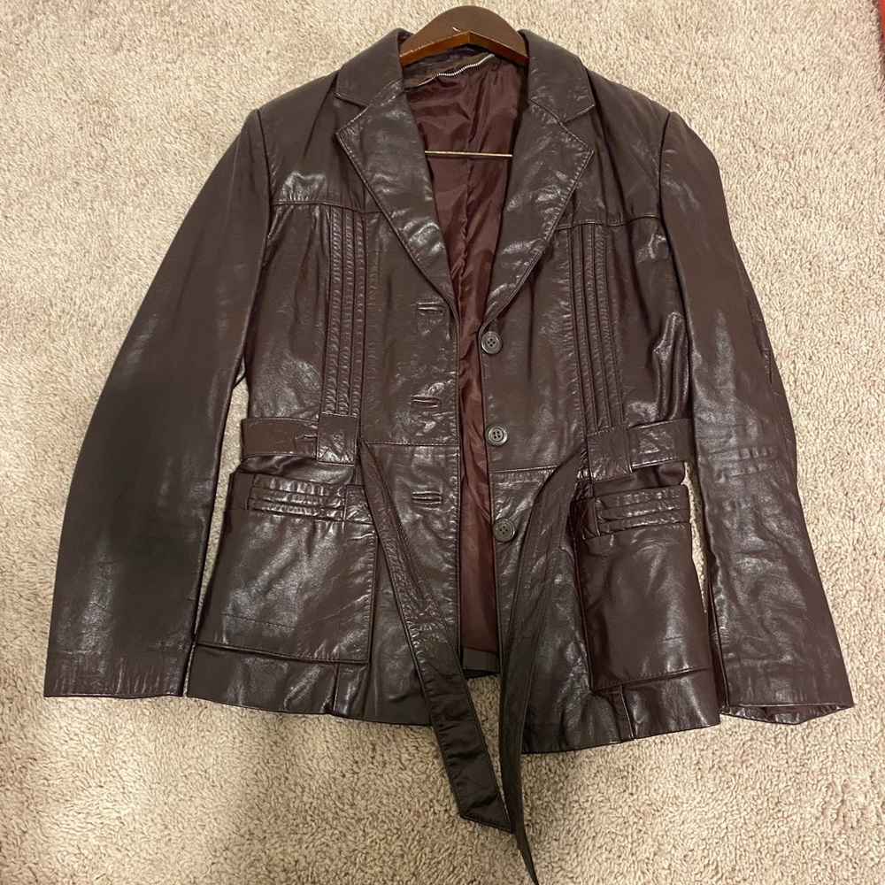 Vintage chocolate brown genuine leather coat